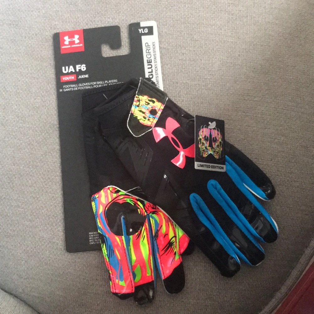 ❤️Youth football gloves